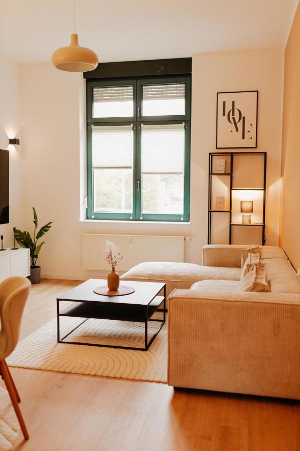 Design Apartment Stadtfeld-Ost Mit Netflix & 2 Schlafzimmern Magdeburg Exteriör bild