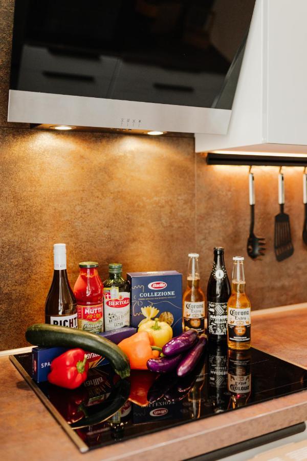 Design Apartment Stadtfeld-Ost Mit Netflix & 2 Schlafzimmern Magdeburg Exteriör bild