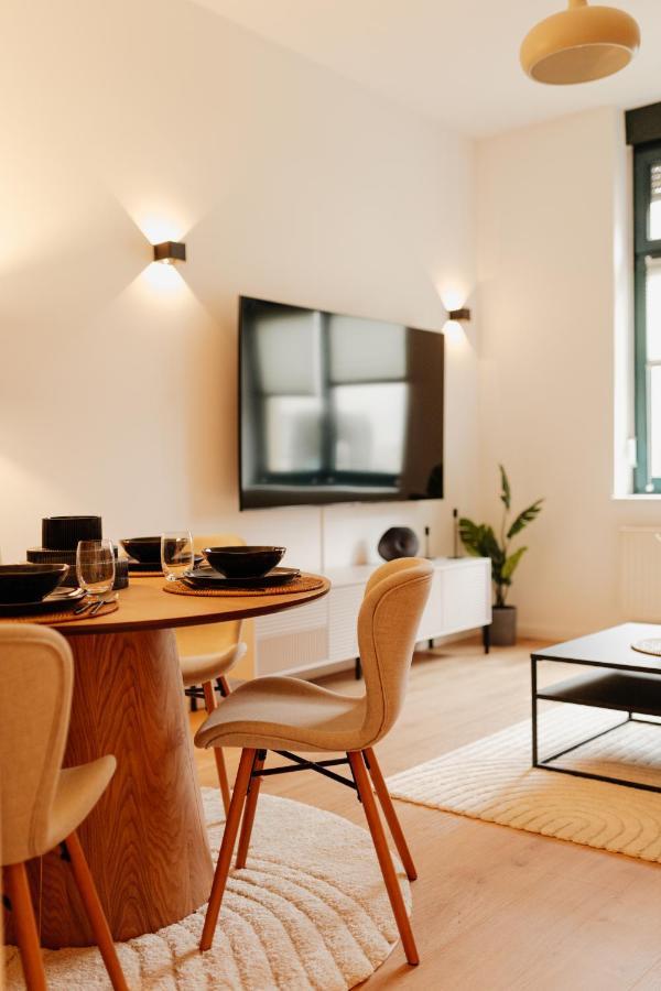 Design Apartment Stadtfeld-Ost Mit Netflix & 2 Schlafzimmern Magdeburg Exteriör bild